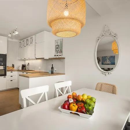 Apartman Cesare With Shared Pool