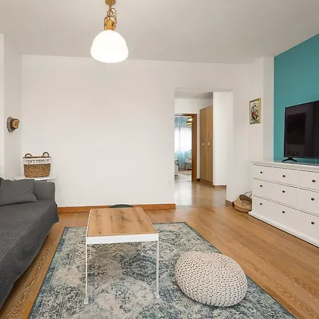 Apartman Cesare With Shared Pool Liznjan