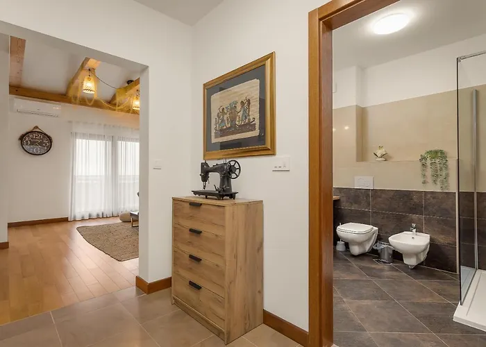 아파트 Cesare With Shared Pool Ližnjan