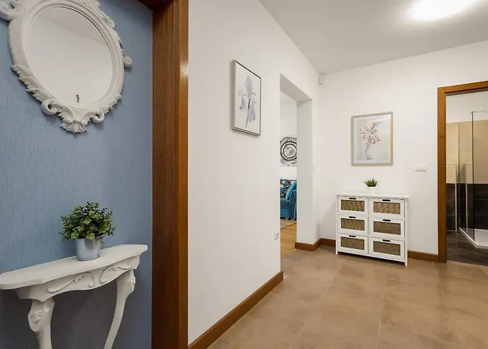 Cesare With Shared Pool * Ližnjan