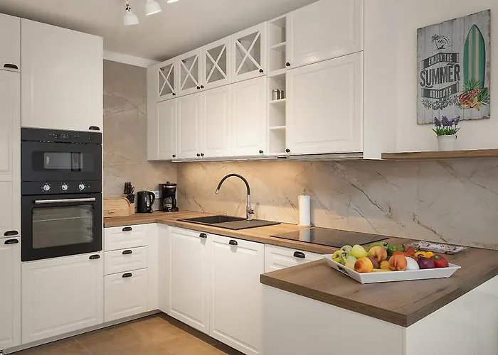 Cesare With Shared Pool Ližnjan