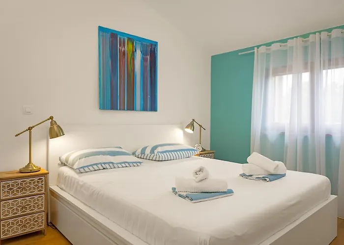 Appartement Cesare With Shared Pool Ližnjan